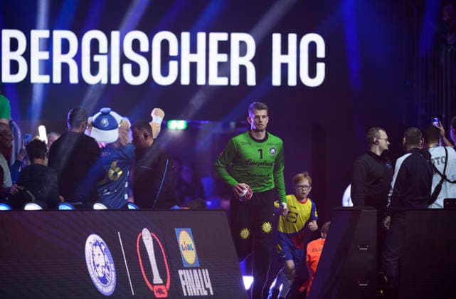 Einlauf Torwart Christopher RUDECK (BHC). Finale Füchse Berlin (B) - Bergischer HC (BHC), am 19.04.2026. Handball DHB Pokal Final4 2026, vom 18.04 - 19.04.2026 in Koeln Deutschland. Â