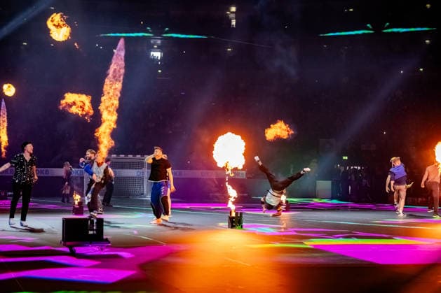 Köln, 19.04.2026, Handball, Herren, Lidl Final4, DHB Pokal, Finale, Füchse Berlin - Bergischer HC Showact vor dem Spiel Köln Lanxess Arena NRW Germany