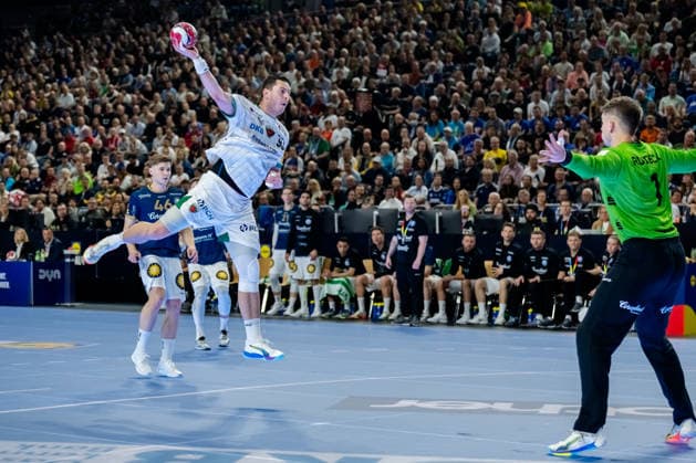 Köln, 19.04.2026, Handball, Herren, Lidl Final4, DHB Pokal, Finale, Füchse Berlin - Bergischer HC Mijajlo Marsenic (Füchse Berlin, 93) beim Torwurf Köln Lanxess Arena NRW Germany