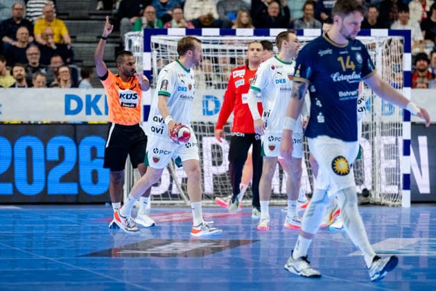 Köln, 19.04.2026, Handball, Herren, Lidl Final4, DHB Pokal, Finale, Füchse Berlin - Bergischer HC 2-Minuten Zeitstrafe für Max Darj (Füchse Berlin, 5) Köln Lanxess Arena NRW Germany