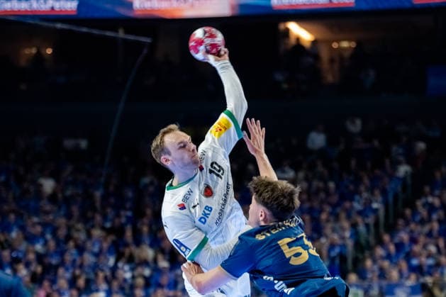Köln, 19.04.2026, Handball, Herren, Lidl Final4, DHB Pokal, Finale, Füchse Berlin - Bergischer HC Mathias Gidsel (Füchse Berlin, 19) beim Wurf aus dem Rückraum gegen Sören Steinhaus (Bergischer HC, 53) Köln Lanxess Arena NRW Germany