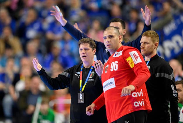 Trainer Nicolej Krickau (B) Gestik, vorne Torwart Dejan MILOSAVLJEV (B). Finale Füchse Berlin (B) - Bergischer HC (BHC), am 19.04.2026. Handball DHB Pokal Final4 2026, vom 18.04 - 19.04.2026 in Koeln Deutschland. Â