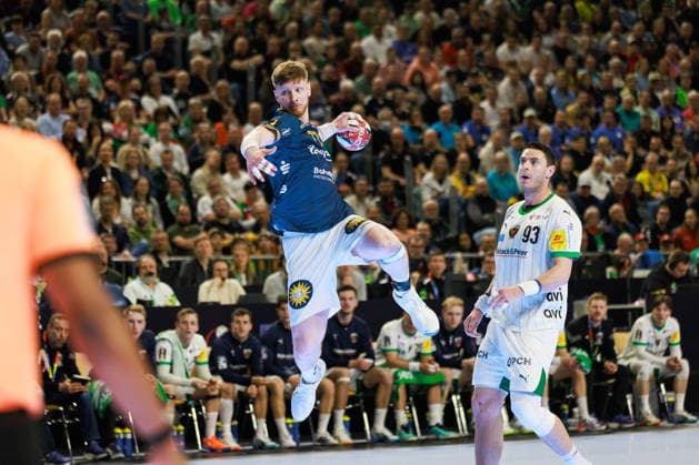 Johannes WASIELEWSKI (Bergischer HC 06, 77) erzielt ein Tor, Aktion, Torwurf GER, Fuechse Berlin vs. Bergischer HC, Handball, DHB-Pokal, LIDL Final4, Finale, Spielzeit 2025 2026, 19.04.2026, GER, Fuechse Berlin vs. Bergischer HC, Handball, DHB-Pokal, LIDL Final4, Finale, Spielzeit 2025 2026, 19.04.2026, Koeln Copyright: xEibnerxPressefoto OliverxSchmidtx EP_OST