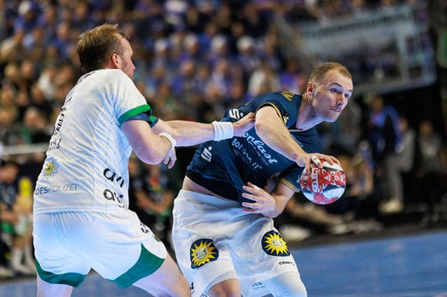 Fynn HANGSTEIN (Bergischer HC 06, 10) im Zweikampf gegen Max DARJ (Fuechse Berlin, 05) GER, Fuechse Berlin vs. Bergischer HC, Handball, DHB-Pokal, LIDL Final4, Finale, Spielzeit 2025 2026, 19.04.2026, GER, Fuechse Berlin vs. Bergischer HC, Handball, DHB-Pokal, LIDL Final4, Finale, Spielzeit 2025 2026, 19.04.2026, Koeln Copyright: xEibnerxPressefoto OliverxSchmidtx EP_OST