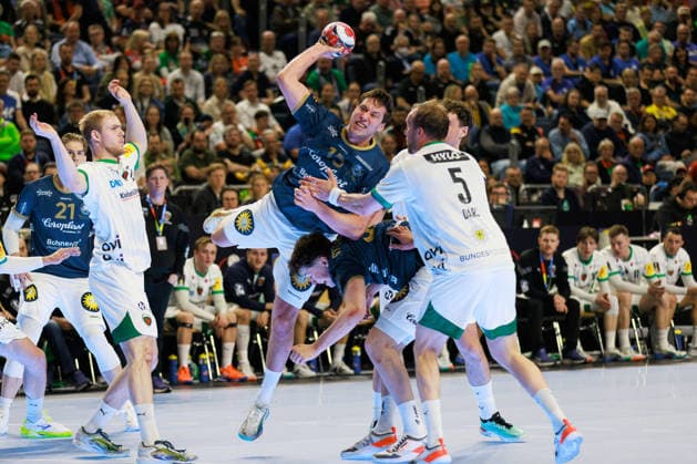 Lars Mitchell KOOIJ (Bergischer HC 06, 15) erzielt ein Tor, Aktion, Torwurf GER, Fuechse Berlin vs. Bergischer HC, Handball, DHB-Pokal, LIDL Final4, Finale, Spielzeit 2025 2026, 19.04.2026, GER, Fuechse Berlin vs. Bergischer HC, Handball, DHB-Pokal, LIDL Final4, Finale, Spielzeit 2025 2026, 19.04.2026, Koeln Copyright: xEibnerxPressefoto OliverxSchmidtx EP_OST