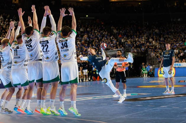Kim VOSS-FELS (Bergischer HC 06, 21) erzielt ein Tor, Aktion, Torwurf GER, Fuechse Berlin vs. Bergischer HC, Handball, DHB-Pokal, LIDL Final4, Finale, Spielzeit 2025 2026, 19.04.2026, GER, Fuechse Berlin vs. Bergischer HC, Handball, DHB-Pokal, LIDL Final4, Finale, Spielzeit 2025 2026, 19.04.2026, Koeln Copyright: xEibnerxPressefoto OliverxSchmidtx EP_OST