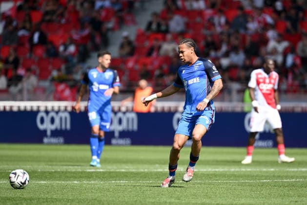 AS Monaco FC v AJ Auxerre - Ligue 1 McDonald s 2025 2026 05 Kevin DANOIS (aja) during the Ligue 1 McDonald s match between AS Monaco FC and AJ Auxerre at Stade Louis II on April 19, 2026 in Monaco, Monaco. Monaco Monaco  Copyright: xFEPx 776348355