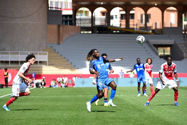 AS Monaco FC v AJ Auxerre - Ligue 1 McDonald s 2025 2026 14 Gideon MENSAH (aja) during the Ligue 1 McDonald s match between AS Monaco FC and AJ Auxerre at Stade Louis II on April 19, 2026 in Monaco, Monaco. Monaco Monaco  Copyright: xFEPx 776348355