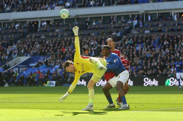 Thierno Barry of Everton forces an error from Freddie Woodman of Liverpool Everton v Liverpool, Premier League, Football, Hill Dickinson Stadium, Liverpool, UK - 19 Apr 2026Liverpool Hill Dickinson Stadium United Kingdom EDITORIAL USE ONLY No use with unauthorised audio, video, data, fixture lists, club league logos or live services. Online in-match use limited to 120 images, no video emulation. No use in betting, games or single club league player publications.  Copyright: xPhilxOldham Shutterstockx 16832209bo