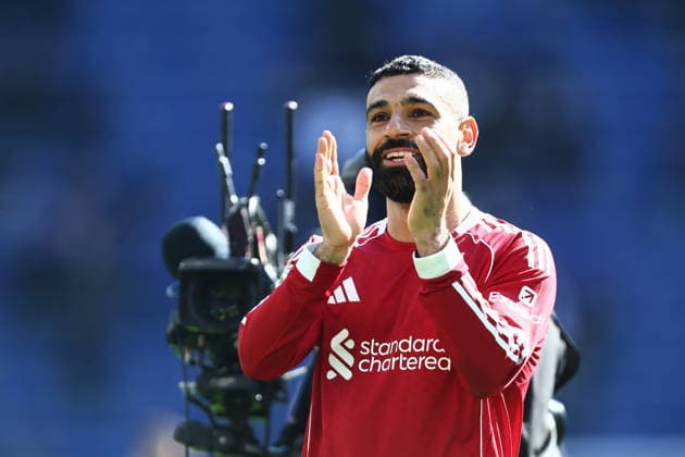Mohamed Salah of Liverpool applauds the away fans Everton v Liverpool, Premier League, Football, Hill Dickinson Stadium, Liverpool, UK - 19 Apr 2026Liverpool Hill Dickinson Stadium United Kingdom EDITORIAL USE ONLY No use with unauthorised audio, video, data, fixture lists, club league logos or live services. Online in-match use limited to 120 images, no video emulation. No use in betting, games or single club league player publications.  Copyright: xPhilxOldham Shutterstockx 16832209bx