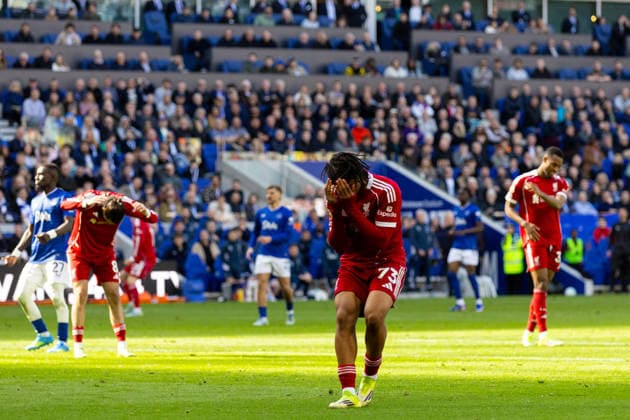 Football - FA Premier League - Everton FC v Liverpool FC LIVERPOOL, ENGLAND - Sunday, April 19, 2026: Liverpool s Rio Ngumoha reacts during the FA Premier League match between Everton FC and Liverpool FC, the 248th Merseyside Derby, at Bramley-Moore Dock. (Photo by David Rawcliffe Propaganda) LIVERPOOL Bramley-Moore Dock MERSEYSIDE ENGLAND  Copyright: xDavidxRawcliffex P2026-04-19-Everton_Liverpool-152