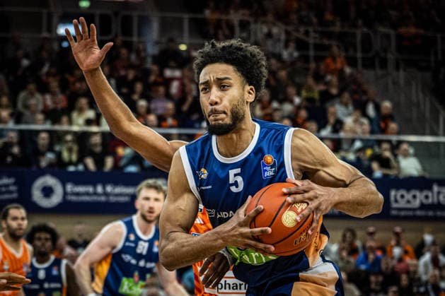Rostock, Deutschland 19. April 2026: 1. BBL - 2025 2026 - Sp. 30 - Rostock Seawolves gegen ratiopharm ulm Im Bild: D Shawn Schwartz (Rostock Seawolves) Copyright: xFotostandx xVoelkerx