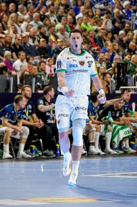 19.04.2026, xsscx, Handball, DHB-Pokal Lidl Final4, Finale, Füchse Berlin - Bergischer HC, Saison 2025 2026 Herren, Lanxess Arena, Köln: Mijajlo Marsenic (Füchse Berlin 93) jubelnd nach dem Treffer Photo: xSandraxScherningxPressefotoKochx Nordrhein-Westfalen Deutschland