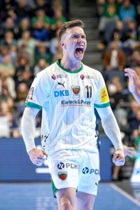 19.04.2026, xsscx, Handball, DHB-Pokal Lidl Final4, Finale, Füchse Berlin - Bergischer HC, Saison 2025 2026 Herren, Lanxess Arena, Köln: Lasse Andersson (Füchse Berlin 11) feiert einen Treffer Photo: xSandraxScherningxPressefotoKochx Nordrhein-Westfalen Deutschland