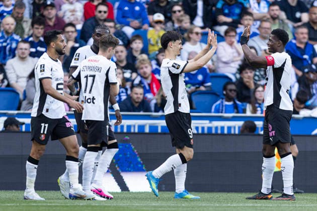FOOTBALL : Racing de Strasbourg - Stade Rennes F. C - Ligue 1 - Stade de la Meinau - 19 04 2026 Joie des joueurs de l equipe de Racing de Stade Rennes F. C apres le but de Esteban Lepaul 9 Stade Rennes F. C  Copyright: xelyxandroxcegarrax