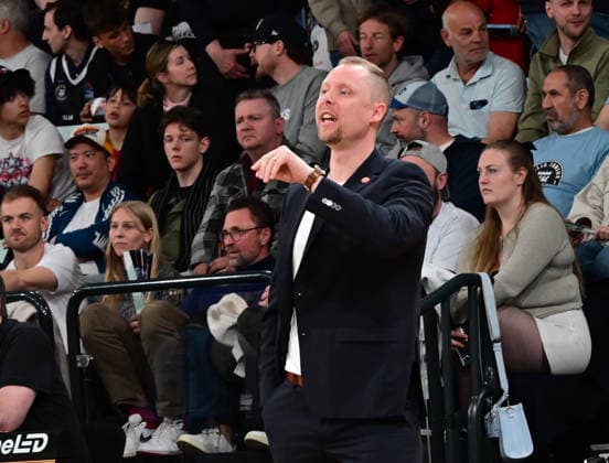 GER, 1. BBL, Veolia Towers Hamburg vs SC Rasta Vechta 19.04.2026,,GER, 1. BBL, Veolia Towers Hamburg vs SC Rasta Vechta, im Bild Head-Coach Christian Held (RASTA Vechta)