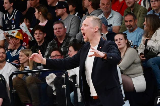 GER, 1. BBL, Veolia Towers Hamburg vs SC Rasta Vechta 19.04.2026,,GER, 1. BBL, Veolia Towers Hamburg vs SC Rasta Vechta, im Bild Head-Coach Christian Held (RASTA Vechta)