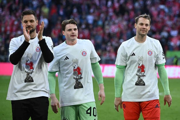 19.04.2026, xemx, Fussball 1.Bundesliga, FC Bayern Muenchen - VfB Stuttgart v.l. Jubel, Freude über den Gewinn der Meisterschaft Sven Ulreich (FC Bayern Muenchen) Jonas Urbig (FC Bayern Muenchen) Manuel Neuer (FC Bayern Muenchen) (DFL DFB REGULATIONS PROHIBIT ANY USE OF PHOTOGRAPHS as IMAGE SEQUENCES and or QUASI-VIDEO) Muenchen *** 19 04 2026, xemx, Soccer 1 Bundesliga, FC Bayern Muenchen VfB Stuttgart v l jubilation, joy about winning the championship Sven Ulreich FC Bayern Muenchen Jonas Urbig FC Bayern Muenchen Manuel Neuer FC Bayern Muenchen DFL DFB REGULATIONS PROHIBIT ANY USE OF PHOTOGRAPHS as IMAGE SEQUENCES and or QUASI VIDEO Muenchen