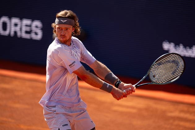 ATP, Tennis Herren 500 - Final of Barcelona Open Banc Sabadell in Barcelona, Spain, 19, April, 2026. Final of Barcelona Open Banc Sabadell match between Andrey Rublev (RUS) and Arthur Fils (FRA) in Reial Club de Tennis Barcelona, Barcelona, Spain, on April 19, 2026. Andrey Rublev (RUS) action. Barcelona Reial Club de Tennis Barcelona Barcelona Spain