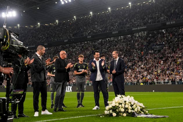 Gianluigi Buffon, Andrea Barzagli, Claudio Marchisio, Chimenti, Leonardo Bonucci laid a wreath in memory of their former partner Alex Manninger, who died in an accident before the Serie A soccer match between Juventus Fc and Bologna the Juventus Stadium in Turin, north west Italy - April 6, 2026. - Soccer  Copyright: xFabioxFerrari LaPressex