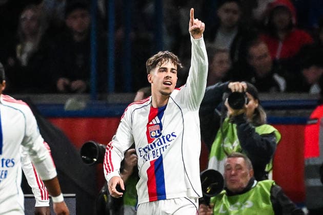April 19, 2026, Paris, France, France: Alfonso MOREIRA of Lyon celebrates his goal during the Ligue 1 match between Paris Saint-Germain (PSG) and Olympique Lyonnais (OL) at Parc des Princes Stadium on April 19, 2026 in Paris, France. Paris France - ZUMAm308 20260419_zsp_m308_005 Copyright: xMatthieuxMirvillex