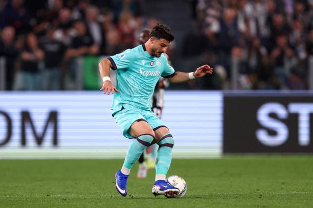 Riccardo Orsolini (Bologna Fc) controls the ball, Serie A, Juventus FC v Bologna FC 1909 , Allianz Stadium, April 19, 2026, Turin, Italy.
