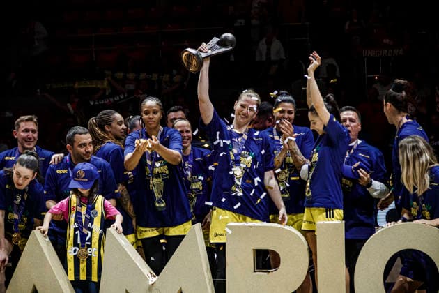 ESP: Galatasaray Cagdas Faktoring v Fenerbahce Opet. Final game Euroleague Women Final Six 2026 Fenerbahce Opet during the Euroleague Women final game between Galatasaray Cagdas Faktoring and Fenerbahce Opet played at Principe Felipe Arena on April 19, 2026 in Zaragoza, Spain. Zaragoza Spain Basketball Copyright: xDanielxMarzo AgenciaxLOFx