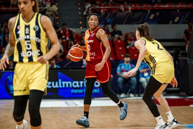 ESP: Galatasaray Cagdas Faktoring v Fenerbahce Opet. Final game Euroleague Women Final Six 2026 Kamiah Smalls during the Euroleague Women final game between Galatasaray Cagdas Faktoring and Fenerbahce Opet played at Principe Felipe Arena on April 19, 2026 in Zaragoza, Spain. Zaragoza Spain Basketball Copyright: xDanielxMarzo AgenciaxLOFx