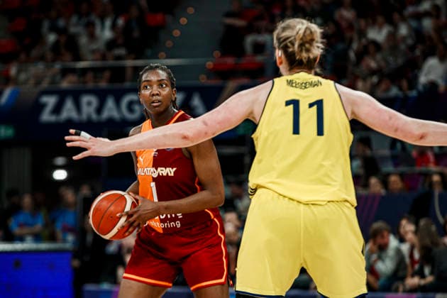 ESP: Galatasaray Cagdas Faktoring v Fenerbahce Opet. Final game Euroleague Women Final Six 2026 Elizabeth Williams and Emma Messeman during the Euroleague Women final game between Galatasaray Cagdas Faktoring and Fenerbahce Opet played at Principe Felipe Arena on April 19, 2026 in Zaragoza, Spain. Zaragoza Spain Basketball Copyright: xDanielxMarzo AgenciaxLOFx