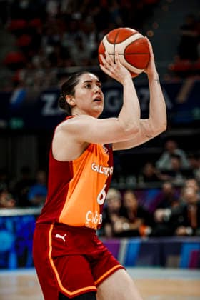 ESP: Galatasaray Cagdas Faktoring v Fenerbahce Opet. Final game Euroleague Women Final Six 2026 Goksen Fitik during the Euroleague Women final game between Galatasaray Cagdas Faktoring and Fenerbahce Opet played at Principe Felipe Arena on April 19, 2026 in Zaragoza, Spain. Zaragoza Spain Basketball Copyright: xDanielxMarzo AgenciaxLOFx