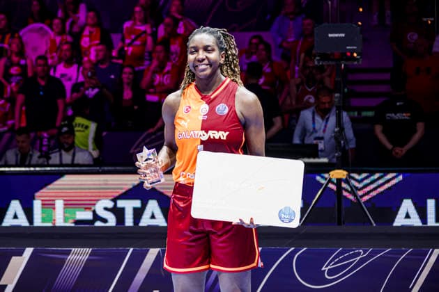 ESP: Galatasaray Cagdas Faktoring v Fenerbahce Opet. Final game Euroleague Women Final Six 2026 Elizabeth Williams during the Euroleague Women final game between Galatasaray Cagdas Faktoring and Fenerbahce Opet played at Principe Felipe Arena on April 19, 2026 in Zaragoza, Spain. Zaragoza Spain Basketball Copyright: xDanielxMarzo AgenciaxLOFx