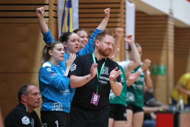 Handball, 2. Alsco HBF: HC Leipzig - SG 09 Kirchhof; 19.04.2026 Trainer Christian Denk (SG 09 Kirchhof). 2. Alsco Handball Bundesliga Frauen, HBF, Saison 2025 2026, 24. Spieltag: HC Leipzig vs. SG 09 Kirchhof am 19.04.2026 in der Sporthalle Brüderstraße Leipzig. Copyright: xBEAUTIFULxSPORTS JanxKaeferx