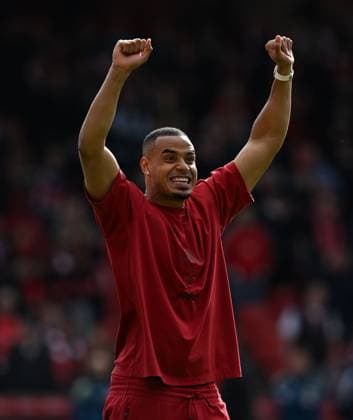 Murillo of Nottingham Forest celebrates after the game Nottingham Forest v Burnley, Premier League, Football, City Ground, Nottingham, UK - 19 Apr 2026Nottingham City Ground United Kingdom EDITORIAL USE ONLY No use with unauthorised audio, video, data, fixture lists, club league logos or live services. Online in-match use limited to 120 images, no video emulation. No use in betting, games or single club league player publications. Copyright: xAnnaxGowthorpe Shutterstockx 16832208dm