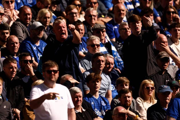 Everton v Liverpool 19 April 2026, Liverpool - Premier League Football - Everton v Liverpool - Everton fans react - Photo: Jacques Feeney Offside. Liverpool UK Copyright: xJacquesxFeeneyx xOffsidexOffside