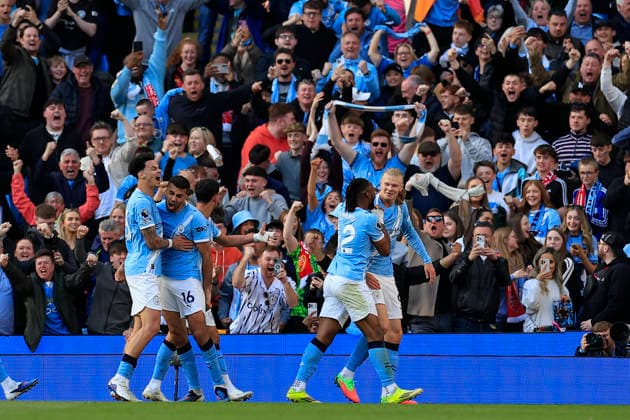 Manchester City v Arsenal, Premier League Erling Haaland (9) of Manchester City celebrates scoring to make it 2-1 during the Premier League match between Manchester City and Arsenal at the Etihad Stadium, Manchester, UK on 19 April 2026. Manchester Etihad Stadium Manchester UK Editorial use only DataCo restrictions apply See www.football-dataco.com , Copyright: xConorxMolloyx PSI-24102-0207