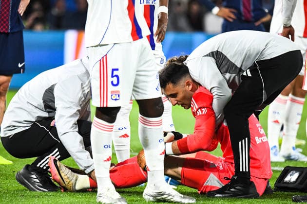 FOOTBALL : Paris Saint Germain vs Olympique Lyonnais - Ligue 1 - JournÃ e 30 - 19 04 2026 Dominik Greif (OL) ParisFrance  Copyright: xBaptistexAutissierx