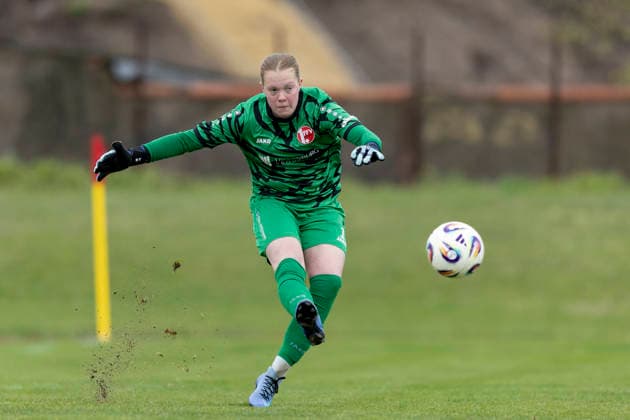 Regionalliga Nordost Frauen: 1. FFV Erfurt vs. 1. FFC Fortuna Dresden; Erfurt; 19.04.2026 Anne Büchner ( 1; 1. FFV Erfurt) Regionalliga Nordost Frauen: 1. FFV Erfurt vs. 1. FFC Fortuna Dresden; Sportforum Johannesplatz Erfurt; 19.04.2026 Copyright: xBEAUTIFULxSPORTS Duehringx