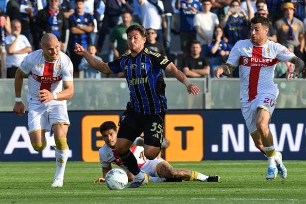 Felipe Loyola (Pisa) during Pisa SC vs Genoa CFC, Italian soccer Serie A match in Pisa, Italy, April 19 2026  Copyright: xGabrielexMasotti IPAxSportx xipa-agency.netx xx IPA_74090819 IPA_Agency_IPA74090819