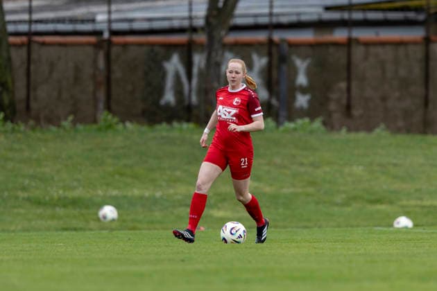 Regionalliga Nordost Frauen: 1. FFV Erfurt vs. 1. FFC Fortuna Dresden; Erfurt; 19.04.2026 Pia Huck ( 21; 1. FFV Erfurt) Regionalliga Nordost Frauen: 1. FFV Erfurt vs. 1. FFC Fortuna Dresden; Sportforum Johannesplatz Erfurt; 19.04.2026 Copyright: xBEAUTIFULxSPORTS Duehringx