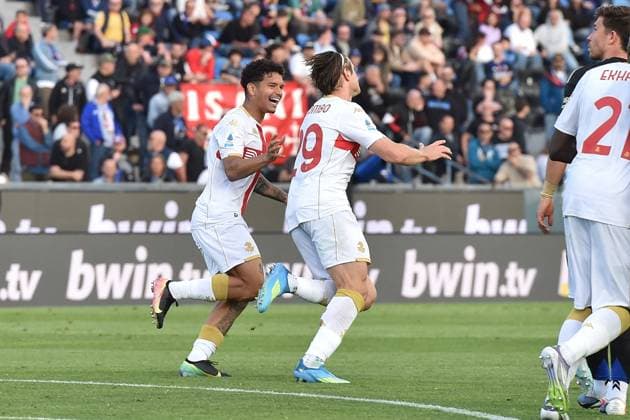 CALCIO - Serie A - Pisa SC vs Genoa CFC Lorenzo Colombo (Genoa) celebrates during Pisa SC vs Genoa CFC, Italian soccer Serie A match in Pisa, Italy, April 19 2026 Pisa Italy  Copyright: xIPAxSport ABACAx