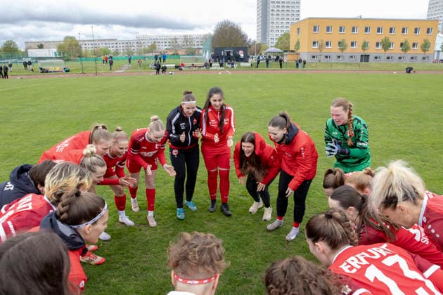 Regionalliga Nordost Frauen: 1. FFV Erfurt vs. 1. FFC Fortuna Dresden; Erfurt; 19.04.2026 1. FFV Erfurt Regionalliga Nordost Frauen: 1. FFV Erfurt vs. 1. FFC Fortuna Dresden; Sportforum Johannesplatz Erfurt; 19.04.2026 Copyright: xBEAUTIFULxSPORTS Duehringx