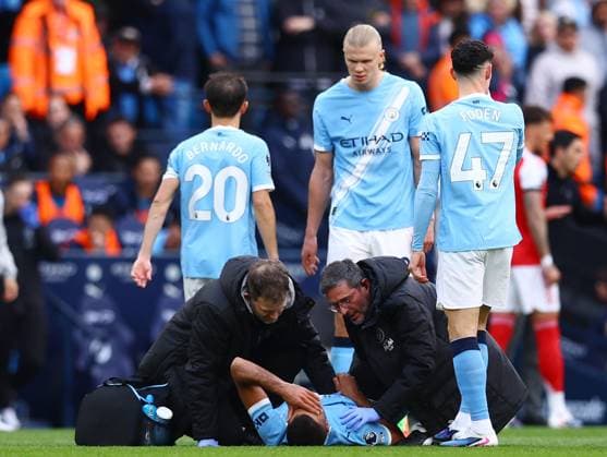 Rodri of Manchester City feels the pain from an injury Manchester City v Arsenal, Premier League, Football, Etihad Stadium, Manchester, UK - 19 Apr 2026Manchester Etihad Stadium United Kingdom EDITORIAL USE ONLY No use with unauthorised audio, video, data, fixture lists, club league logos or live services. Online in-match use limited to 120 images, no video emulation. No use in betting, games or single club league player publications.  Copyright: xMattxWest Shutterstockx 16836204cr