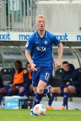 Fürth, Deutschland: 19. April 2026 - 2. Bundesliga - 30. Spieltag - SpVgg Greuther Fürth vs. SV Darmstadt 98 Im Bild: Kai Klefisch (SV Darmstadt) DFL regulations prohibit any use of photographs as image sequences and or quasi-video.