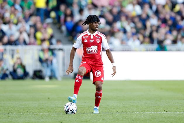 FC Nantes v Stade Brestois 29 - Ligue 1 McDonald s 2025 2026 12 Luck ZOGBE (sb29) during the Ligue 1 McDonald s match between Nantes and Brest at Stade de la Beaujoire on April 19, 2026 in Nantes, France. Nantes France  Copyright: xFEPx 776348358