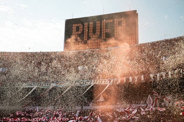 River Plate x Boca Juniors BUENOS AIRES, AR - 19.04.2026: RIVER PLATE X BOCA JUNIORS - Fans of River Plate during the match between River Plate and Boca Juniors for the Torneo Apertura at the Estadio Mas Monumental, on Sunday, April 19, 2026 in Buenos Aires, Argentina. (Photo: Gabriel Sotelo Fotoarena) x2928461x  GabrielxSotelo