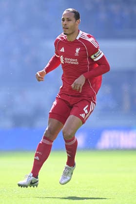 Everton v Liverpool, Premier League Virgil van Dijk of Liverpool during the Everton v Liverpool Premier League match at the Hill Dickinson Stadium, Liverpool, England on 19 April 2026 Credit: Ben Roberts Every Second Media Editorial use only. All images are copyright Every Second Media Limited. No images may be reproduced without prior permission. All rights reserved. Premier League and Football League images are subject to licensing agreements with Football DataCo Limited. see https: www.football-dataco.com Copyright: xIMAGO EveryxSecondxMediax ESM-1928-0074 BenxRobertsx xEveryxSecondxMediax