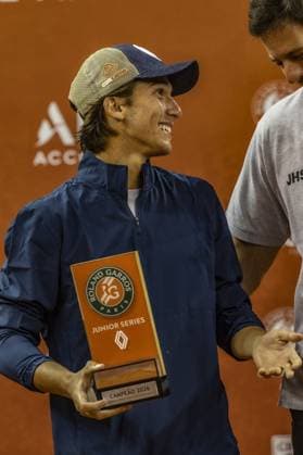 RECORD DATE NOT STATED Juan Miguel Bolivar Idarraga faces Leonardo Storck Franca in the Roland Garros Junior Series final in Sao Paulo. Sao Paulo (SP), 04 19 2026 Tennis Roland-Garros Junior Series SP Juan Miguel Bolivar Idarraga faces Leonardo Storck in the final of the Roland-Garros Junior Series, at the Sociedade Harmonia de Tenis, this Sunday (19).(Foto: Pedro Paulo Diaz Thenews2 imago images) SPO  Copyright: xPedroxPauloxDiazx