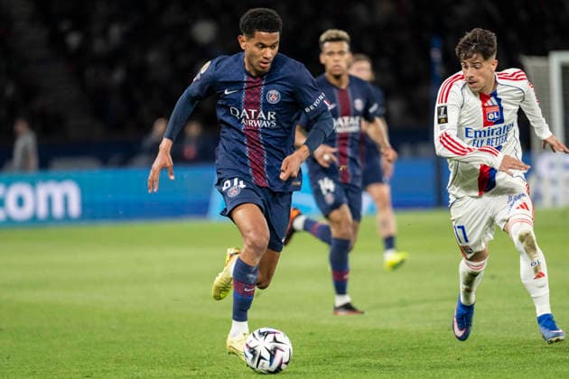French League One Soccer Match Between OSG And OL PSG s Senny Mayulu during the French League One soccer match between Paris Saint-Germain and Olympique Lyon in Paris, France, Sunday, April 19, 2026. Photo by Eliot Blondet ABACAPRESS.COM Paris France France  Copyright: xBlondetxEliot ABACAx