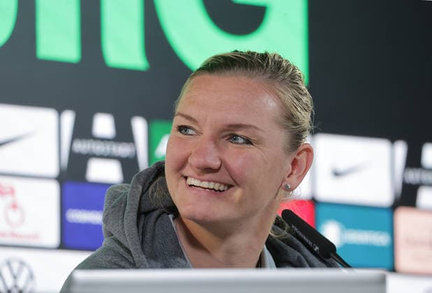 Fussball, Frauen, Saison 2025 2026, 1.Liga, Google Frauen-Bundesliga, VfL Wolfsburg , Pressekonferenz mit Alexandra Popp (VfL Wolfsburg) DFL REGULATIONS PROHIBIT ANY USE OF PHOTOGRAPHS AS IMAGE SEQUENCES AND OR QUASI-VIDEO.