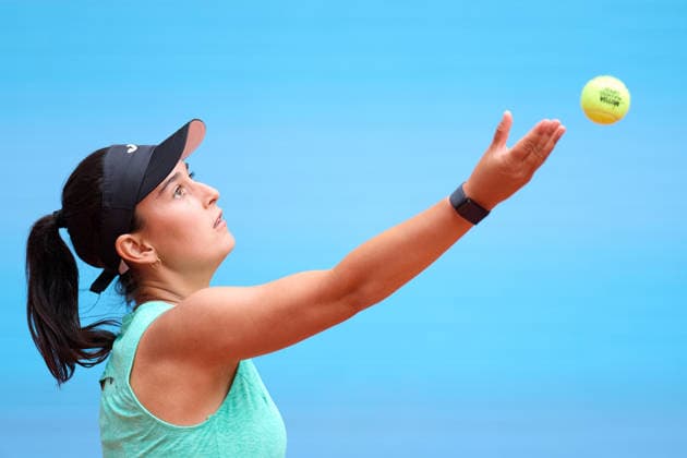 Mutua Madrid Open - Day One Leyre Romero Gormaz of Spain serves against Dalma Galfi of Hungary during the Girl™s Singles First Round Qualifying match on day one of the Mutua Madrid Open at Caja Magica on April 20, 2026, in Madrid, Spain. Madrid Caja Magica Madrid Spain RL_MMO2K26_000042 Copyright: xRicardoxLarreinax